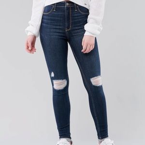 Hollister Ultra High Rise Jean Legging